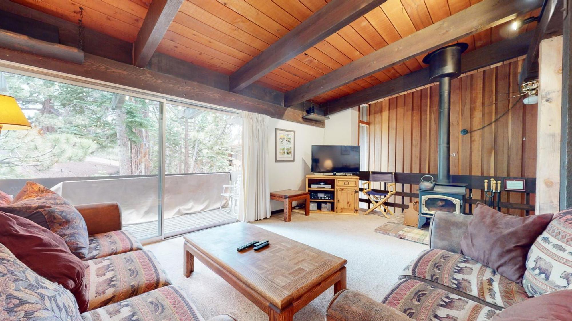 Mammoth Estates 4 Bedroom - Great For Families! *